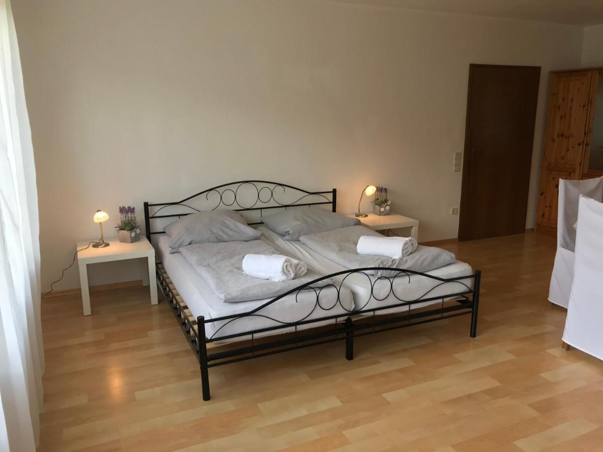 Gaestehaus Steinmann Apartment 2 Zimmer Мільтенберг Екстер'єр фото